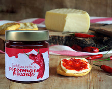 Laden Sie das Bild in den Galerie-Viewer, Marmellata di Peperoncino Piccante - Sapuri Calabrisi

